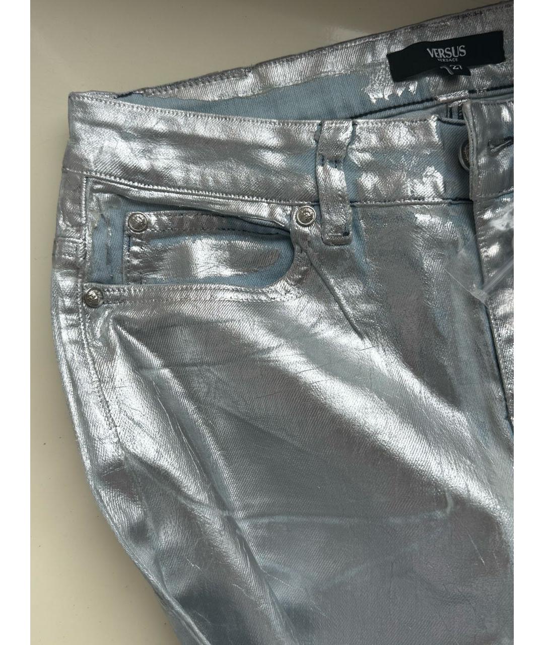 VERSUS VERSACE Серебряные хлопковые джинсы слим, фото 4