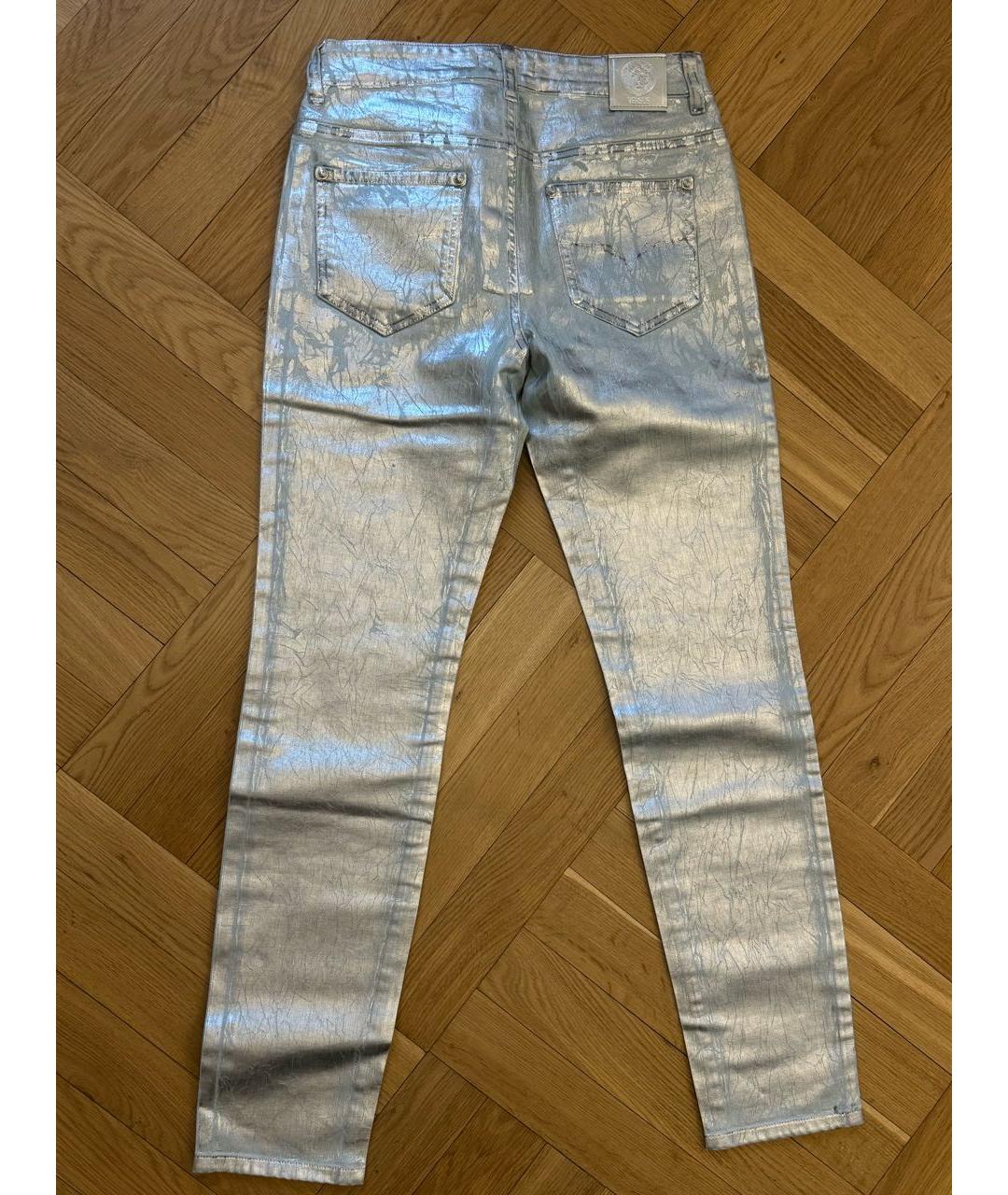 VERSUS VERSACE Серебряные хлопковые джинсы слим, фото 2