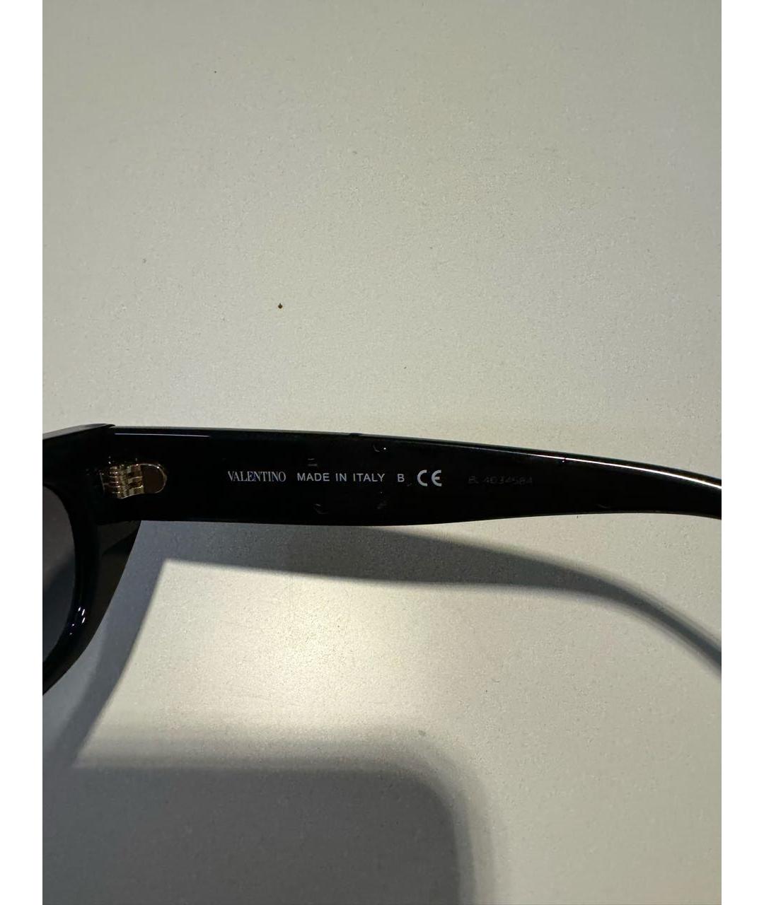 VALENTINO Черные солнцезащитные очки, фото 3