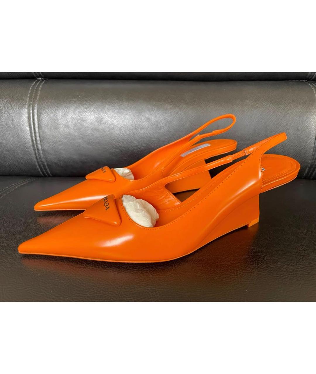 PRADA Оранжевое кожаные туфли, фото 3