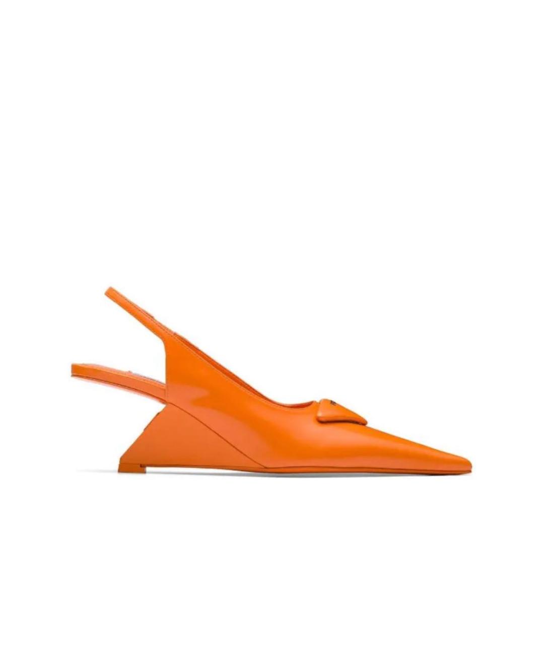 PRADA Оранжевое кожаные туфли, фото 1