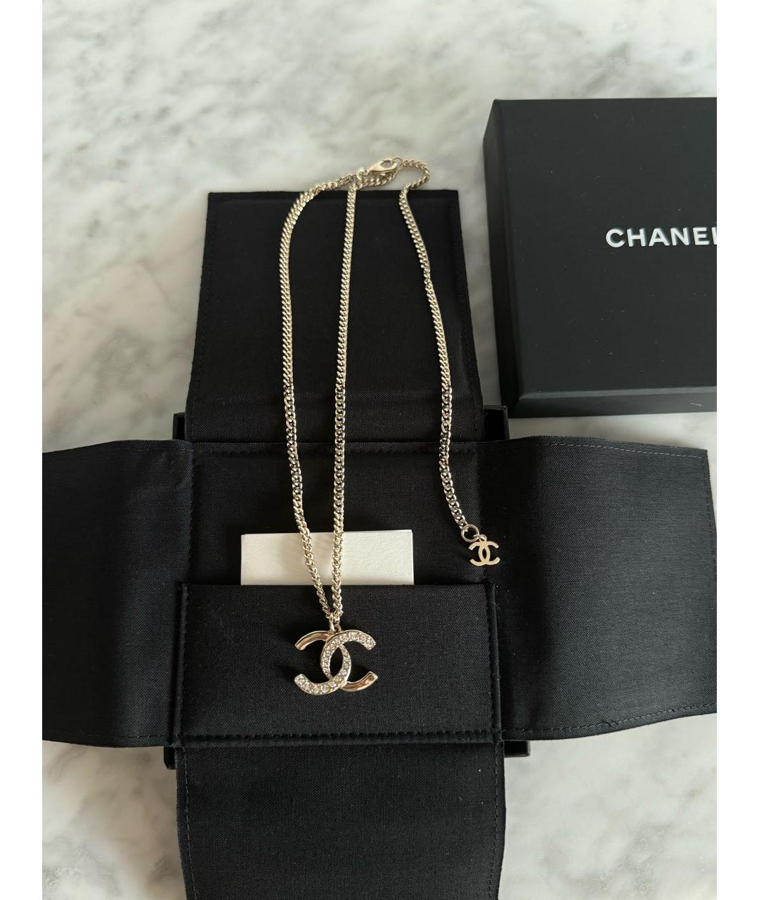 CHANEL PRE-OWNED Золотая металлическая подвеска, фото 3