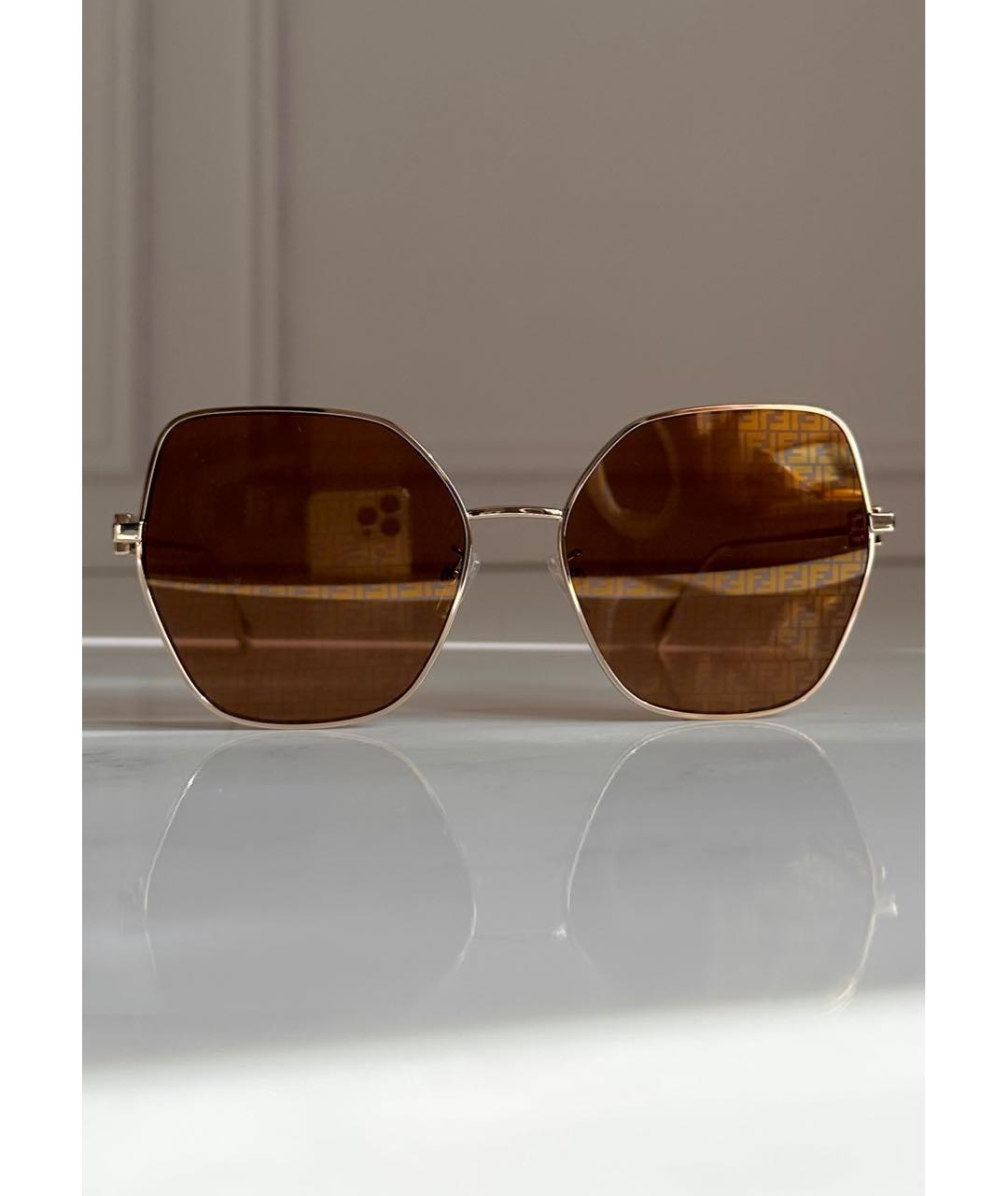 FENDI Золотые металлические солнцезащитные очки, фото 2