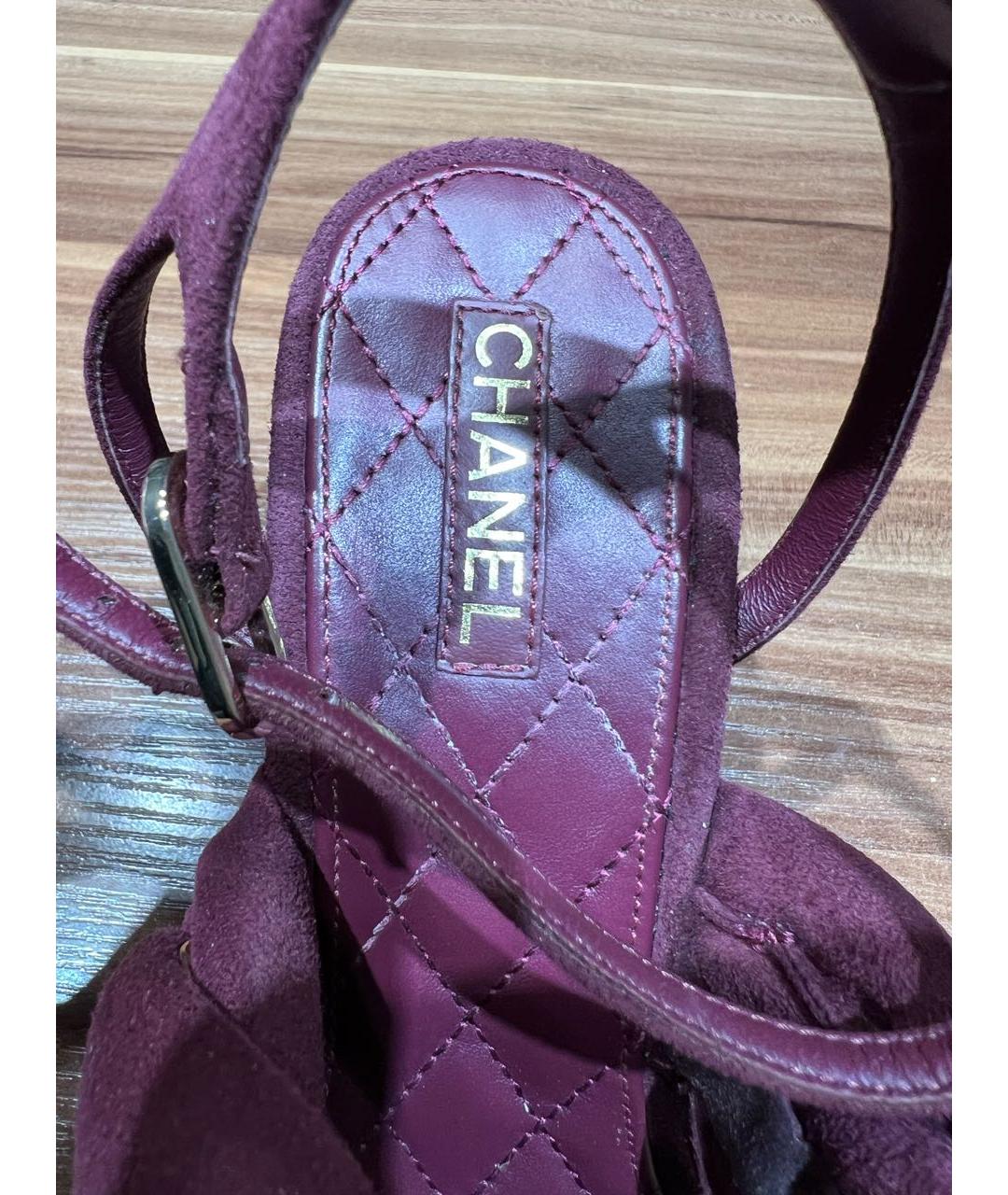 CHANEL PRE-OWNED Фиолетовые замшевые босоножки, фото 6