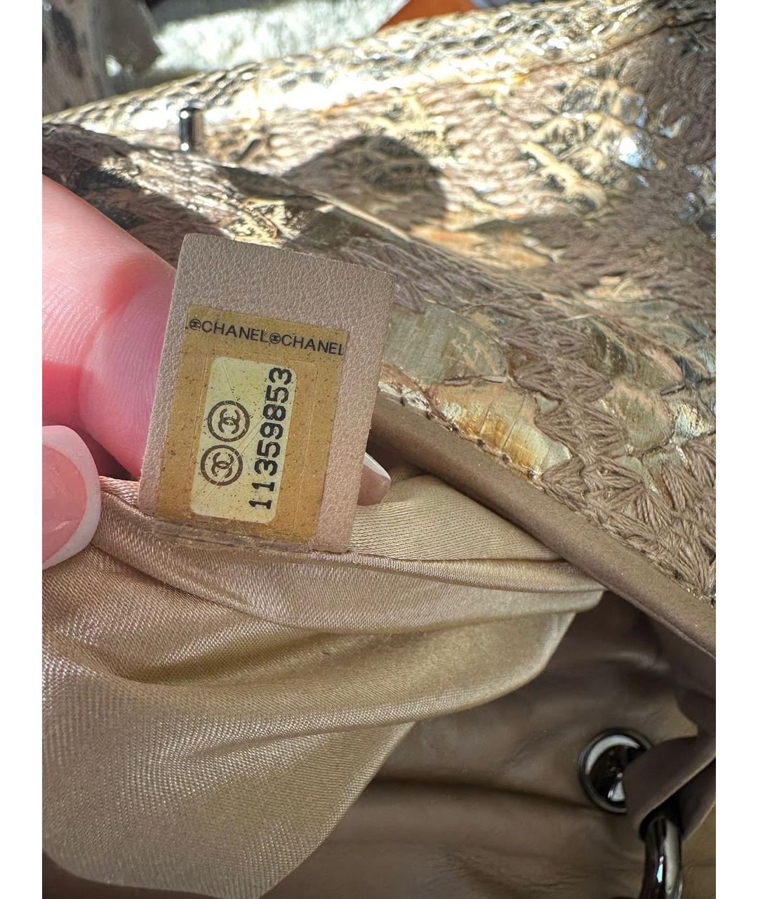 CHANEL PRE-OWNED Бежевая сумка через плечо из экзотической кожи, фото 7