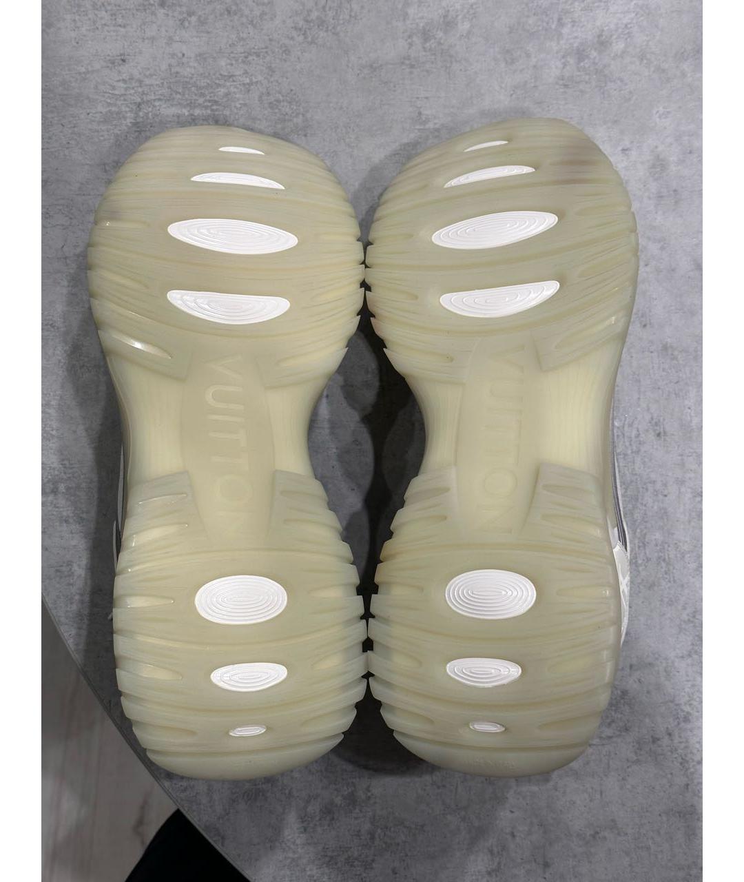 LOUIS VUITTON PRE-OWNED Белые низкие кроссовки / кеды, фото 6