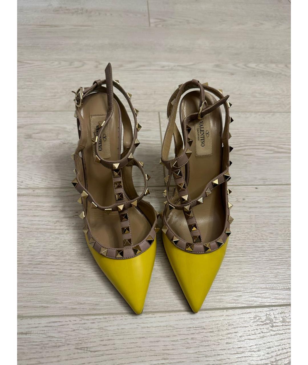 VALENTINO Желтые туфли из лакированной кожи, фото 2