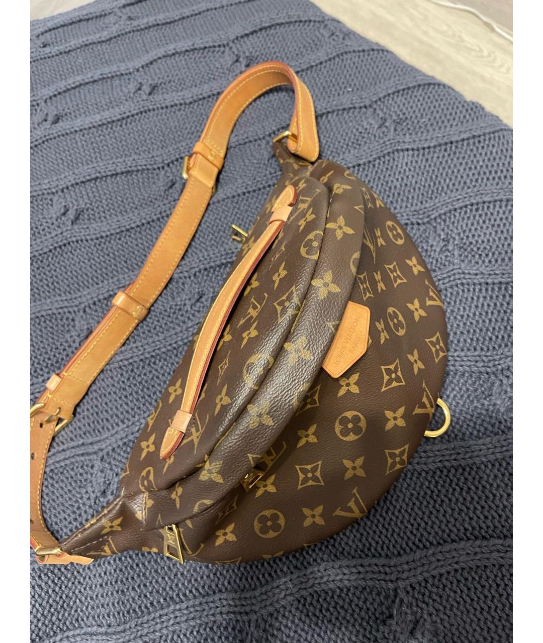 LOUIS VUITTON Коричневая поясная сумка, фото 8