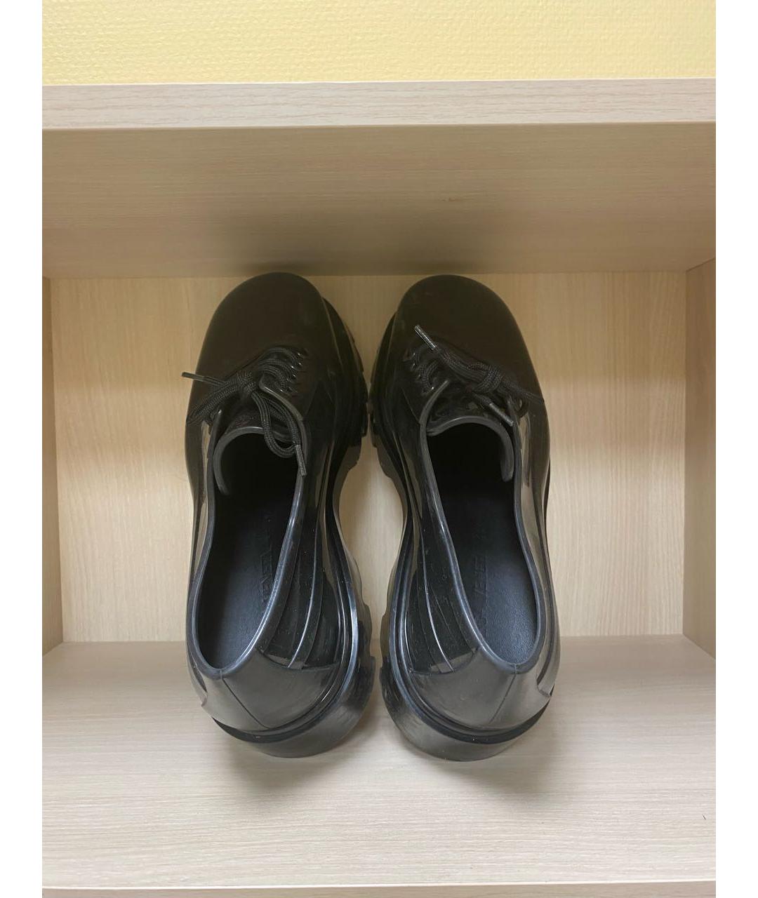 BOTTEGA VENETA Черные резиновые низкие ботинки, фото 3