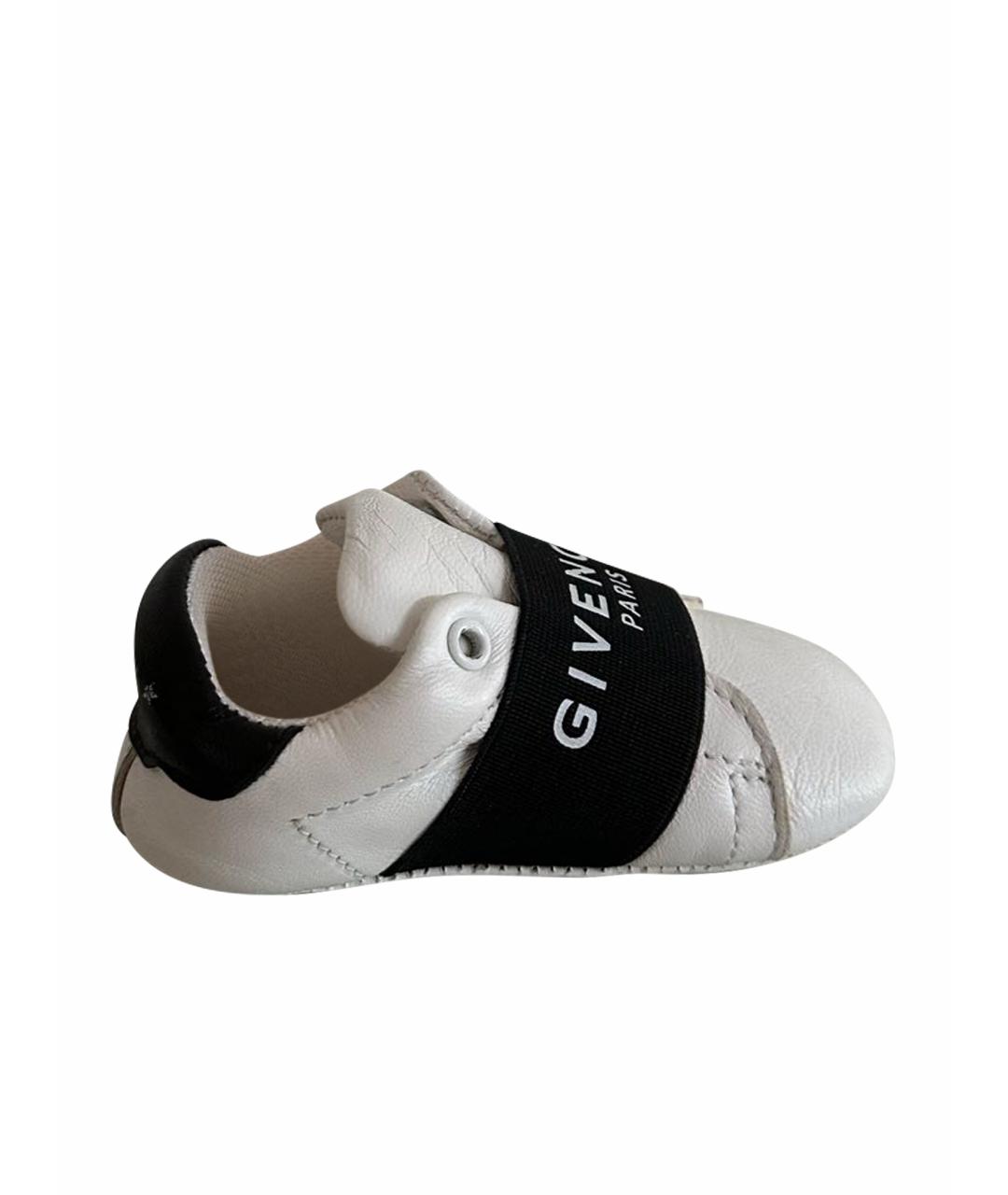 GIVENCHY KIDS Белые кожаные пинетки, фото 1