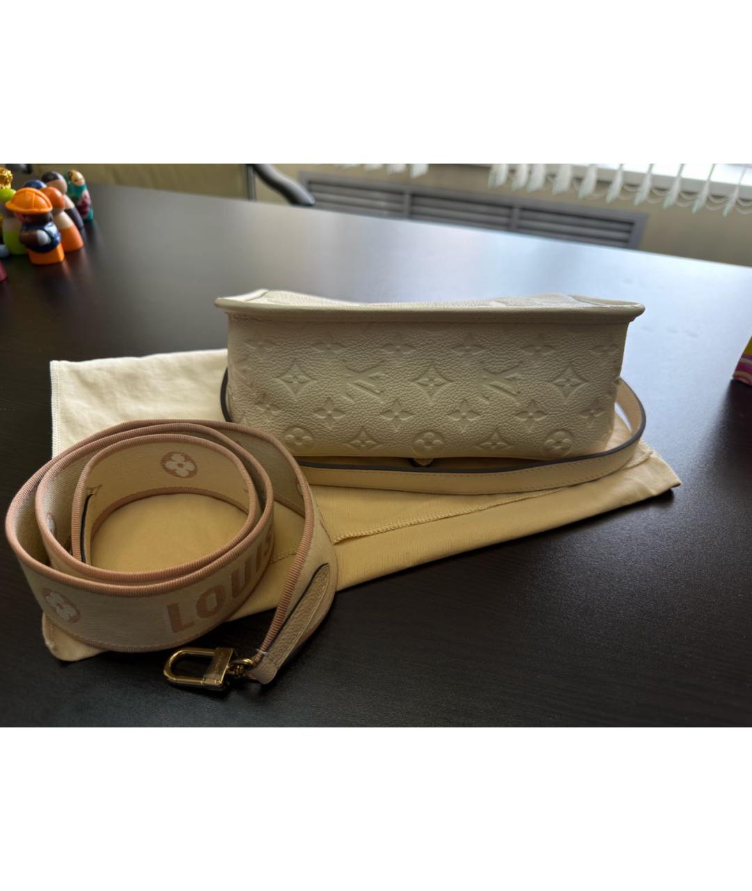 LOUIS VUITTON Бежевая кожаная сумка через плечо, фото 4