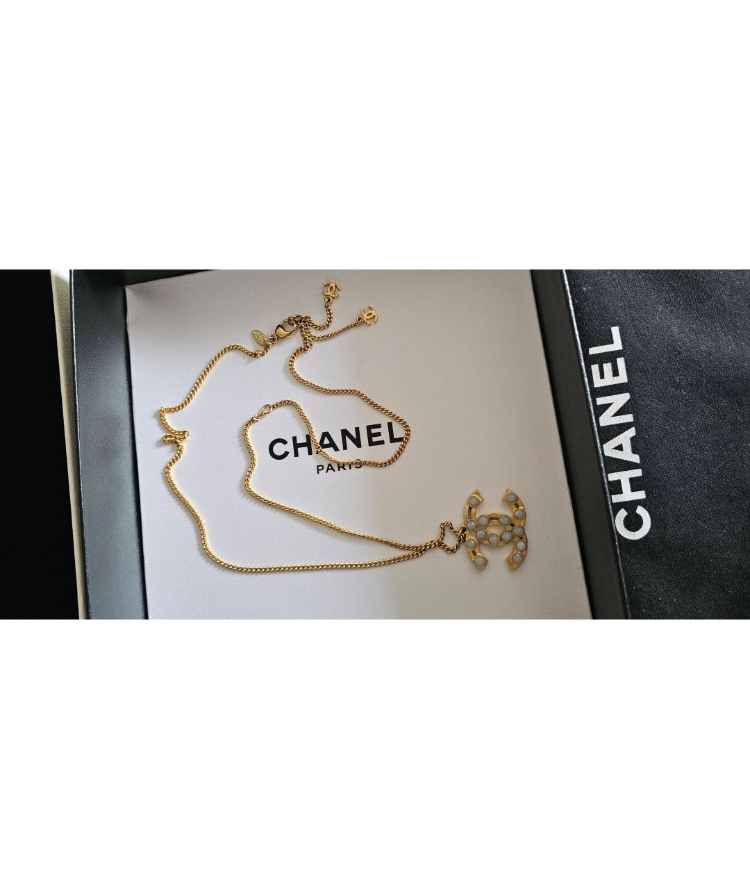 CHANEL PRE-OWNED Золотая латунная подвеска, фото 3
