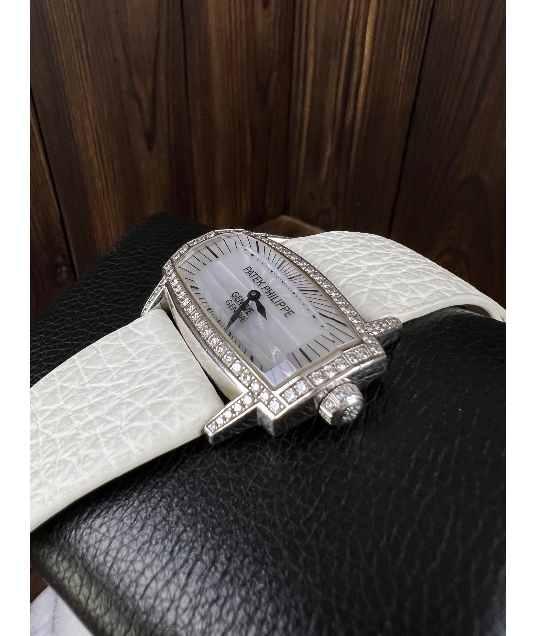 PATEK PHILIPPE Часы из белого золота, фото 3