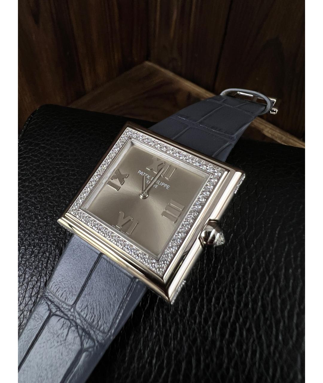 PATEK PHILIPPE Часы из белого золота, фото 3