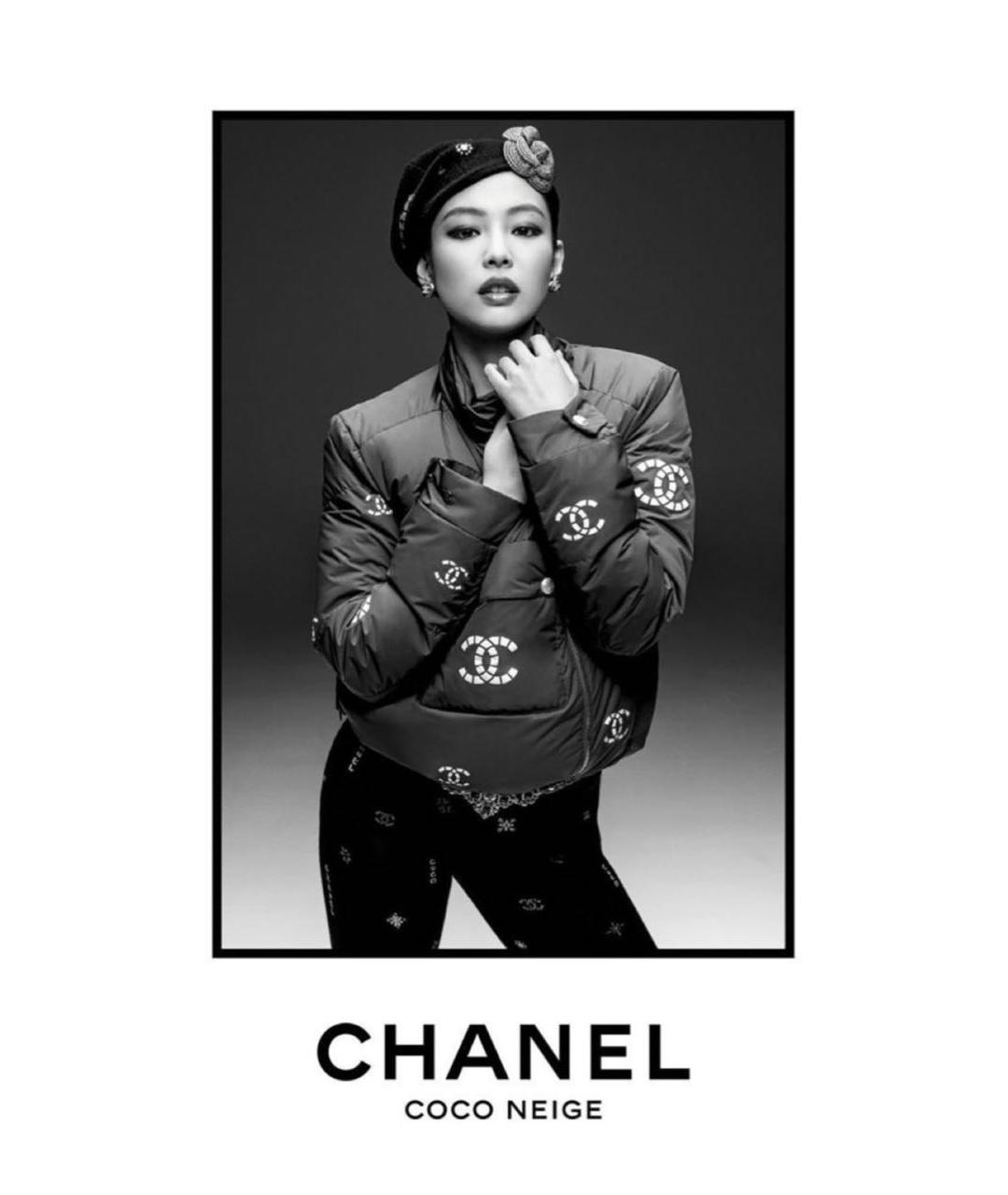 CHANEL Черный пуховик, фото 2