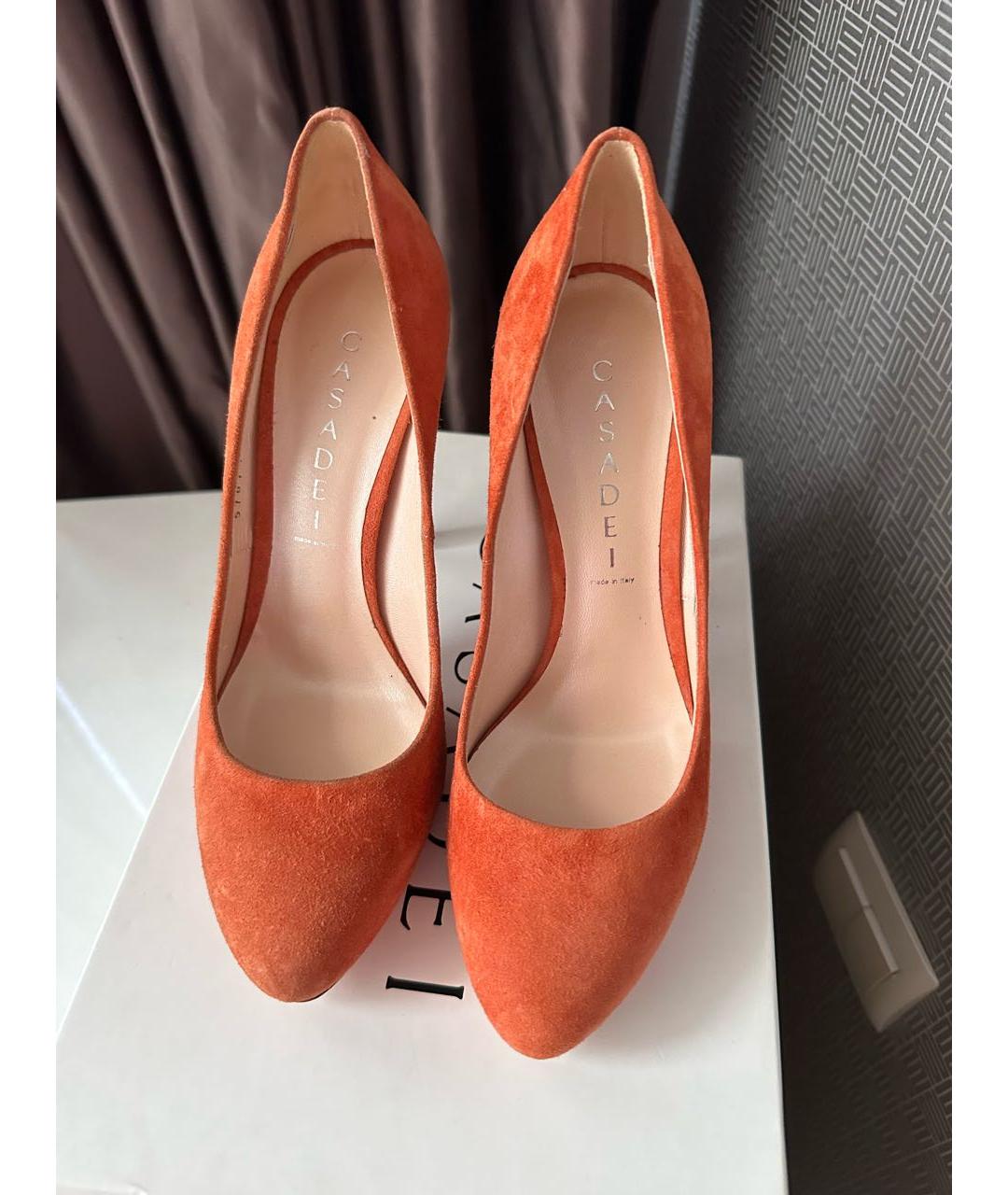 CASADEI Оранжевое замшевые туфли, фото 2