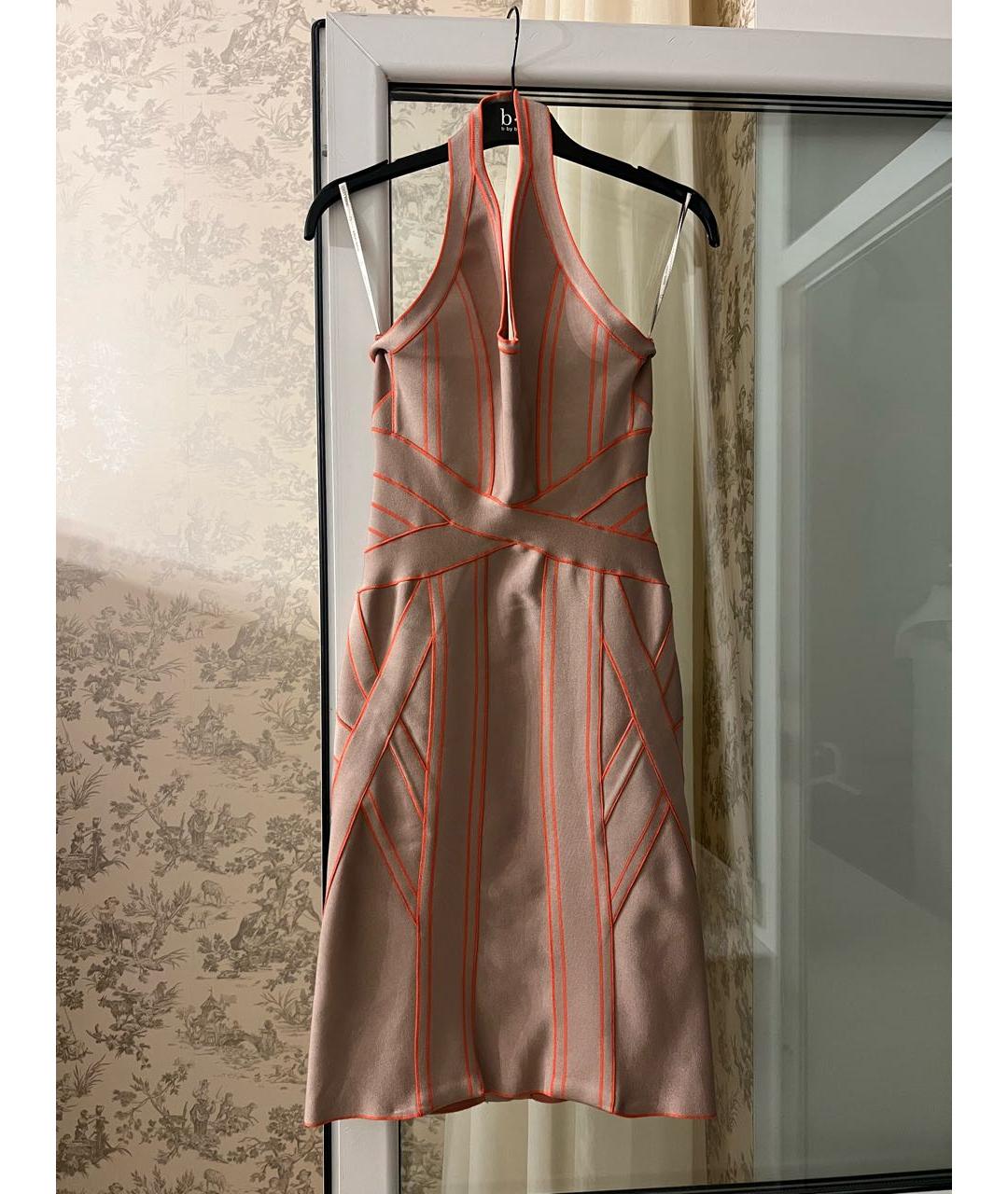 HERVE LEGER Бежевое шелковое коктейльное платье, фото 5