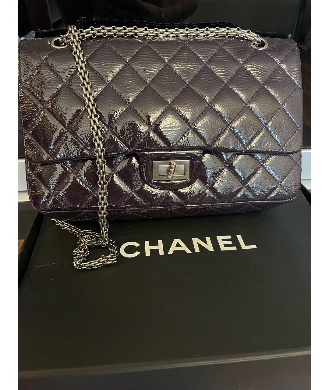 CHANEL PRE-OWNED Фиолетовая сумка через плечо из лакированной кожи, фото 4