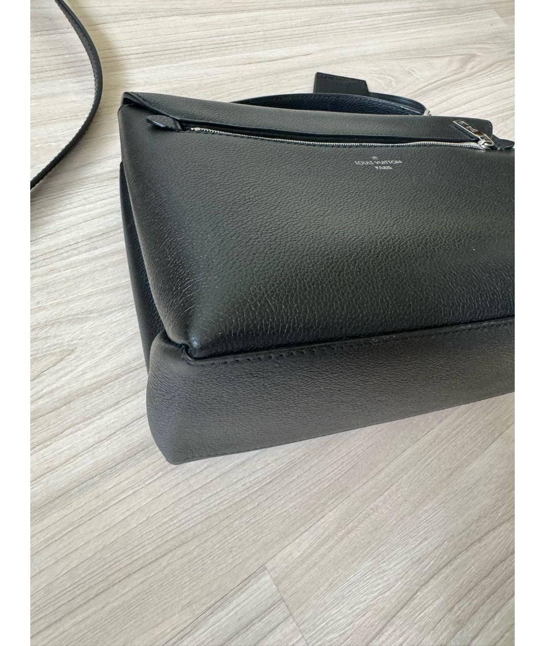LOUIS VUITTON Черная кожаная сумка с короткими ручками, фото 6