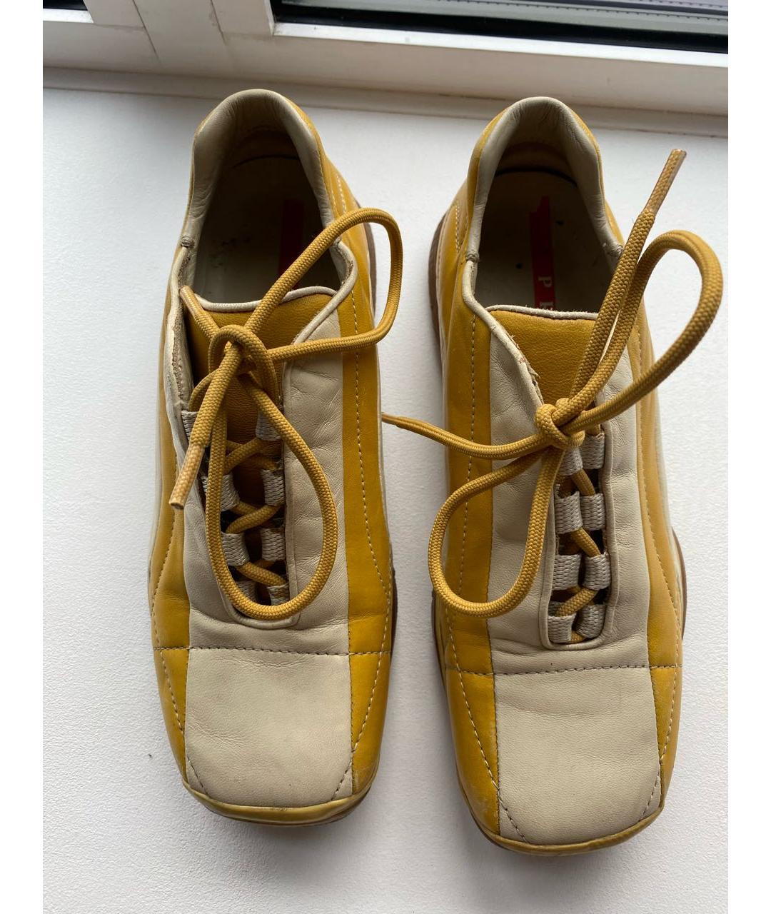 PRADA Желтые кожаные кроссовки, фото 2