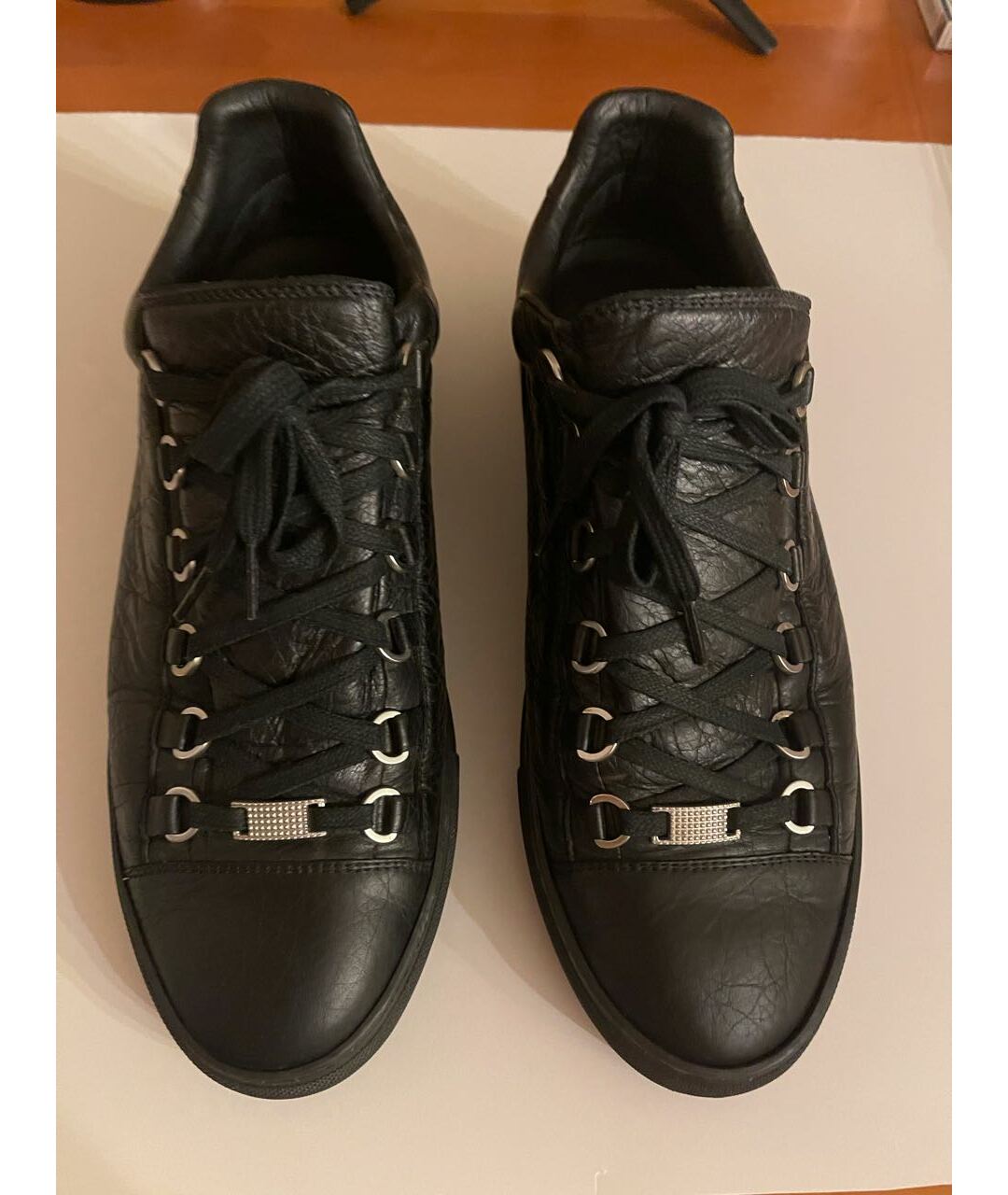 BALENCIAGA Черные кожаные низкие ботинки, фото 2