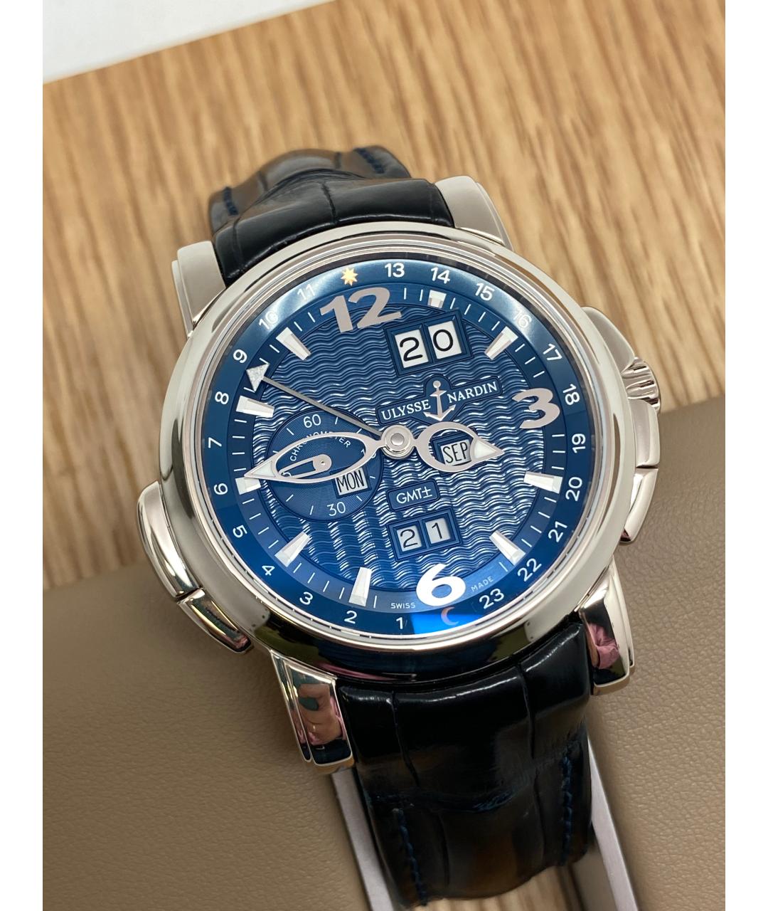 Ulysse Nardin Синие часы из белого золота, фото 2