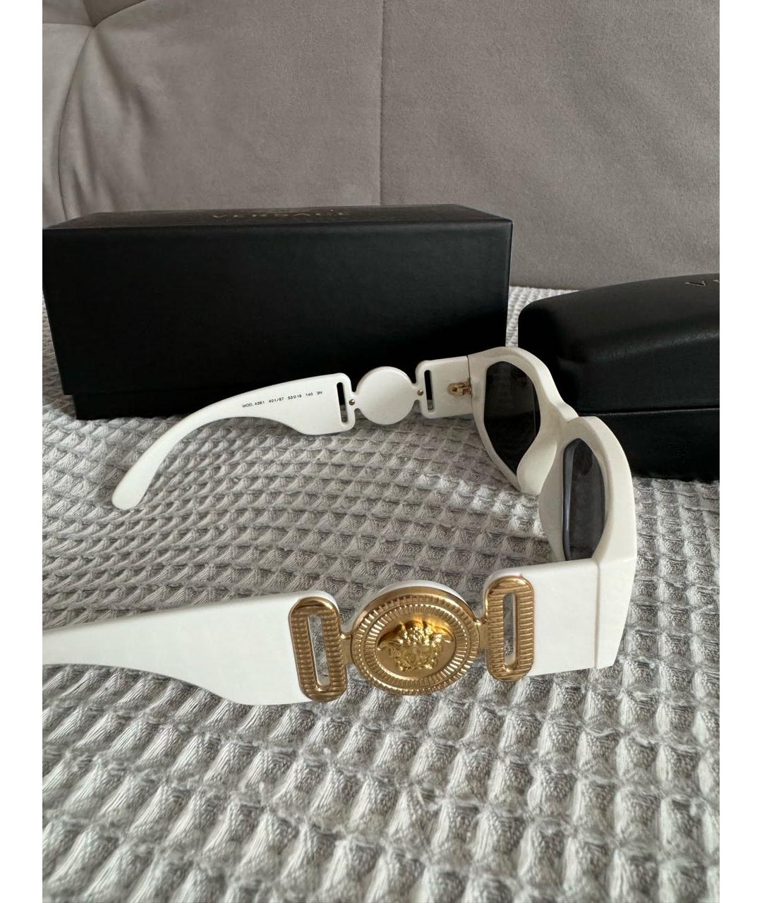 VERSACE Белые пластиковые солнцезащитные очки, фото 2