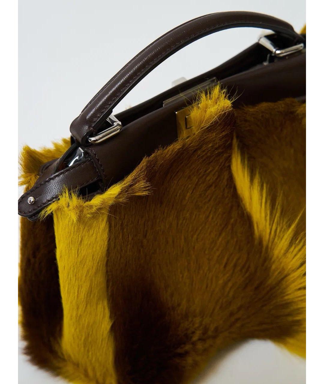 FENDI Коричневая меховая сумка с короткими ручками, фото 3