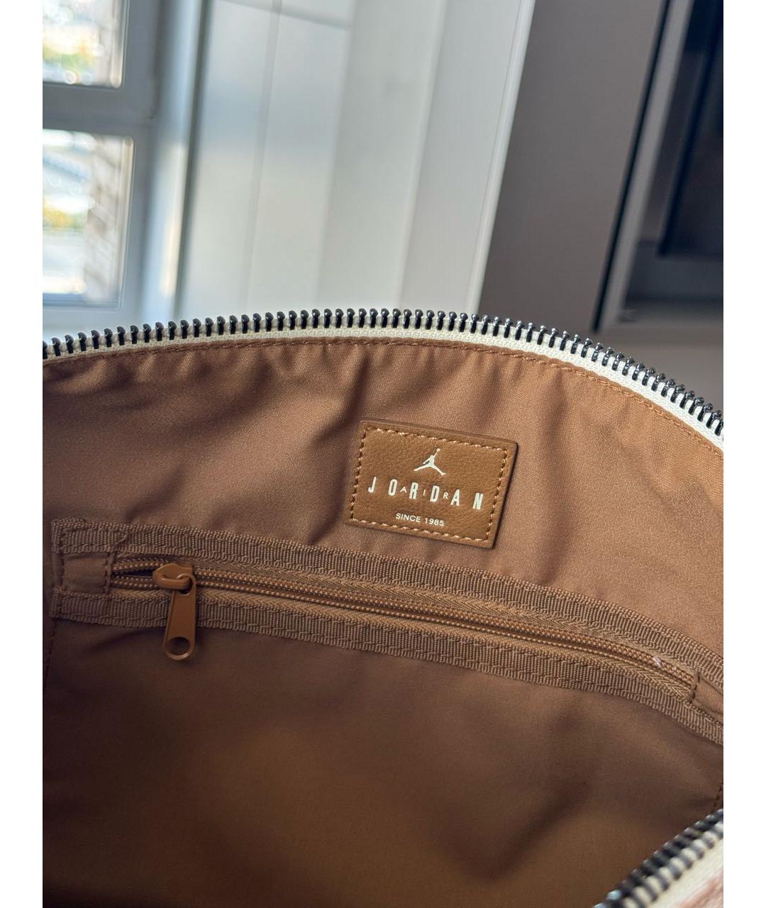 JORDAN Бежевая тканевая дорожная/спортивная сумка, фото 8