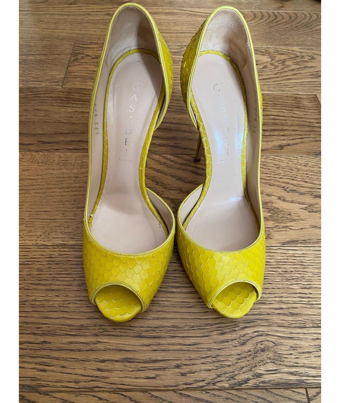 CASADEI Желтые кожаные туфли, фото 2