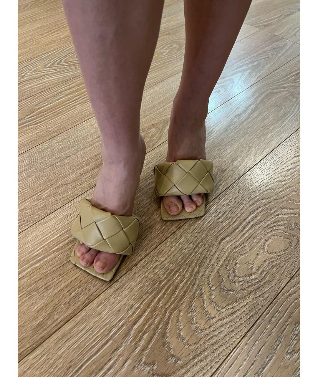 BOTTEGA VENETA Белые кожаные сабо, фото 8