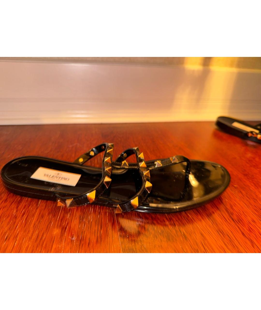 VALENTINO Черные резиновые сандалии, фото 5