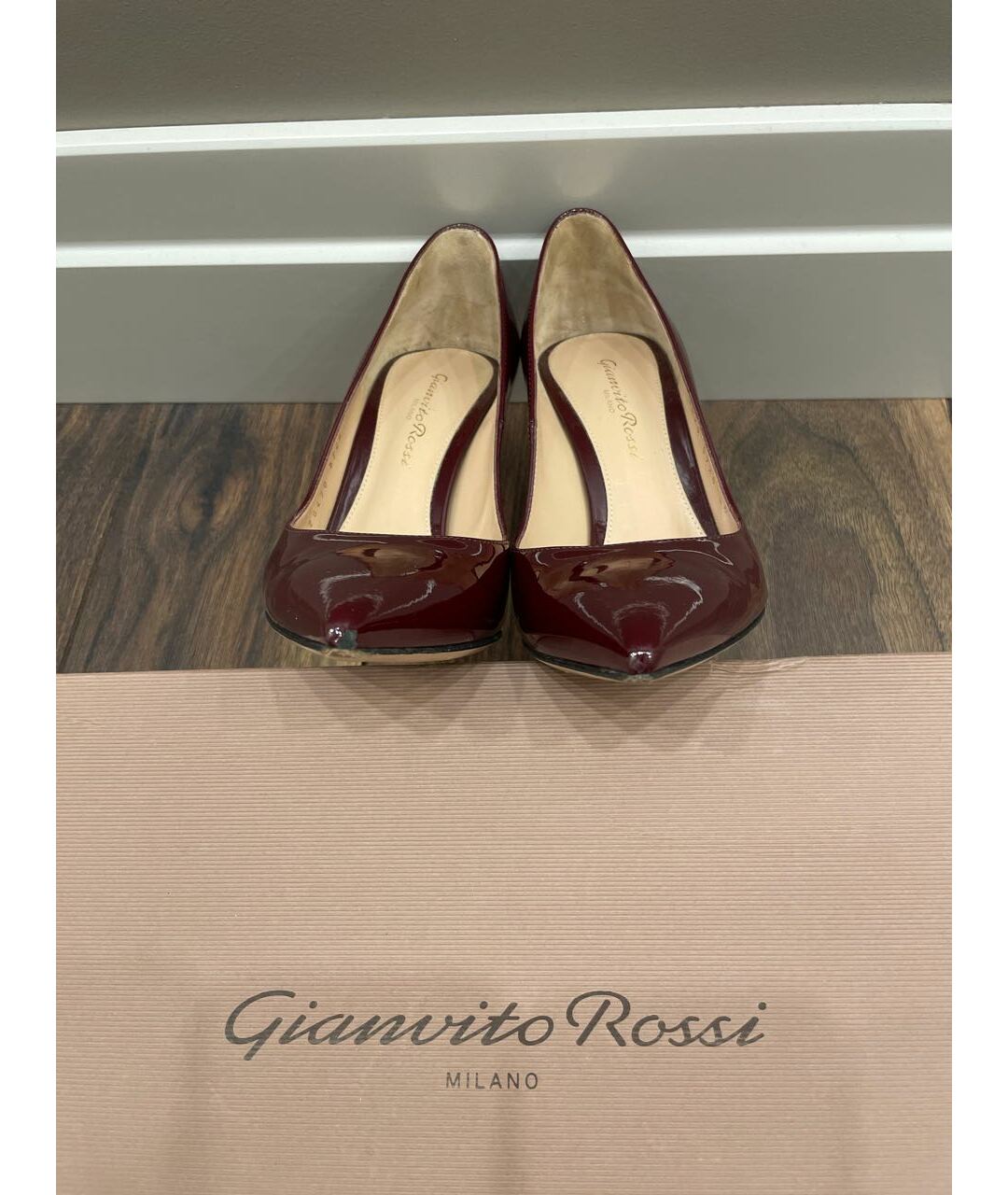 GIANVITO ROSSI Бордовые туфли из лакированной кожи, фото 8