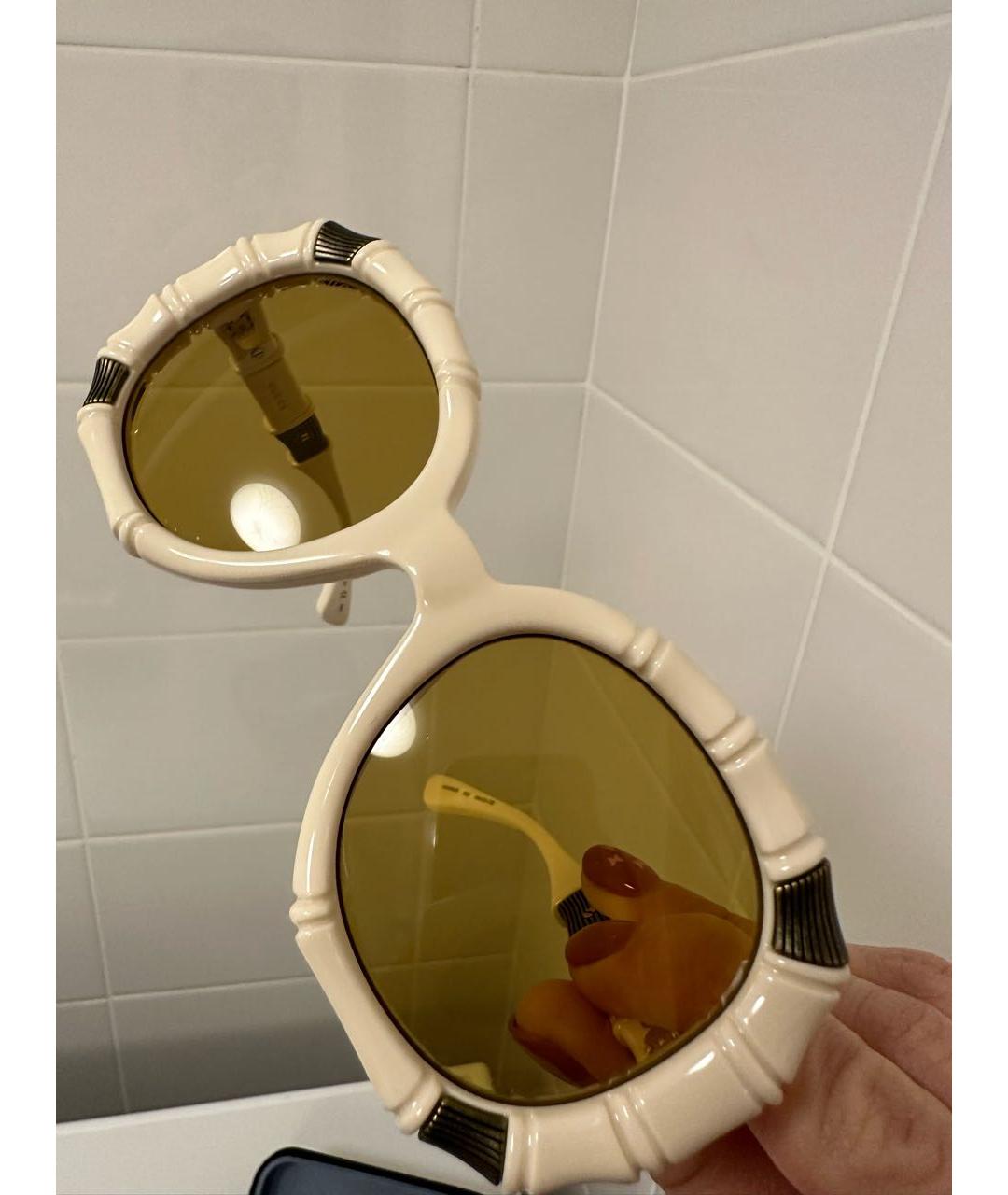 GUCCI Бежевые пластиковые солнцезащитные очки, фото 2