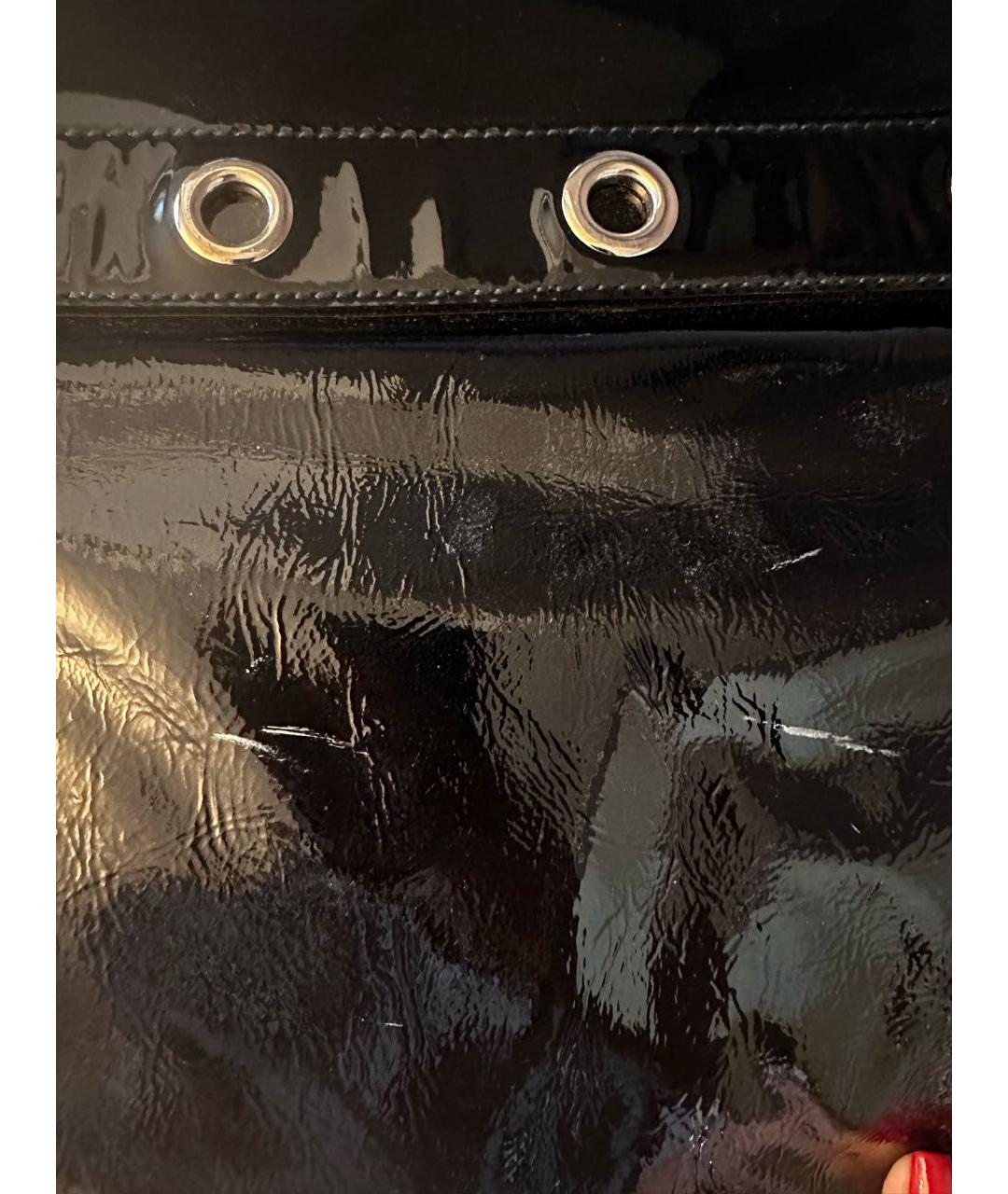 GUCCI Черная сумка с короткими ручками из лакированной кожи, фото 5
