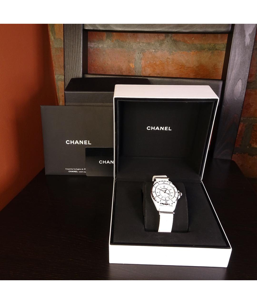 CHANEL PRE-OWNED Белые керамические часы, фото 5