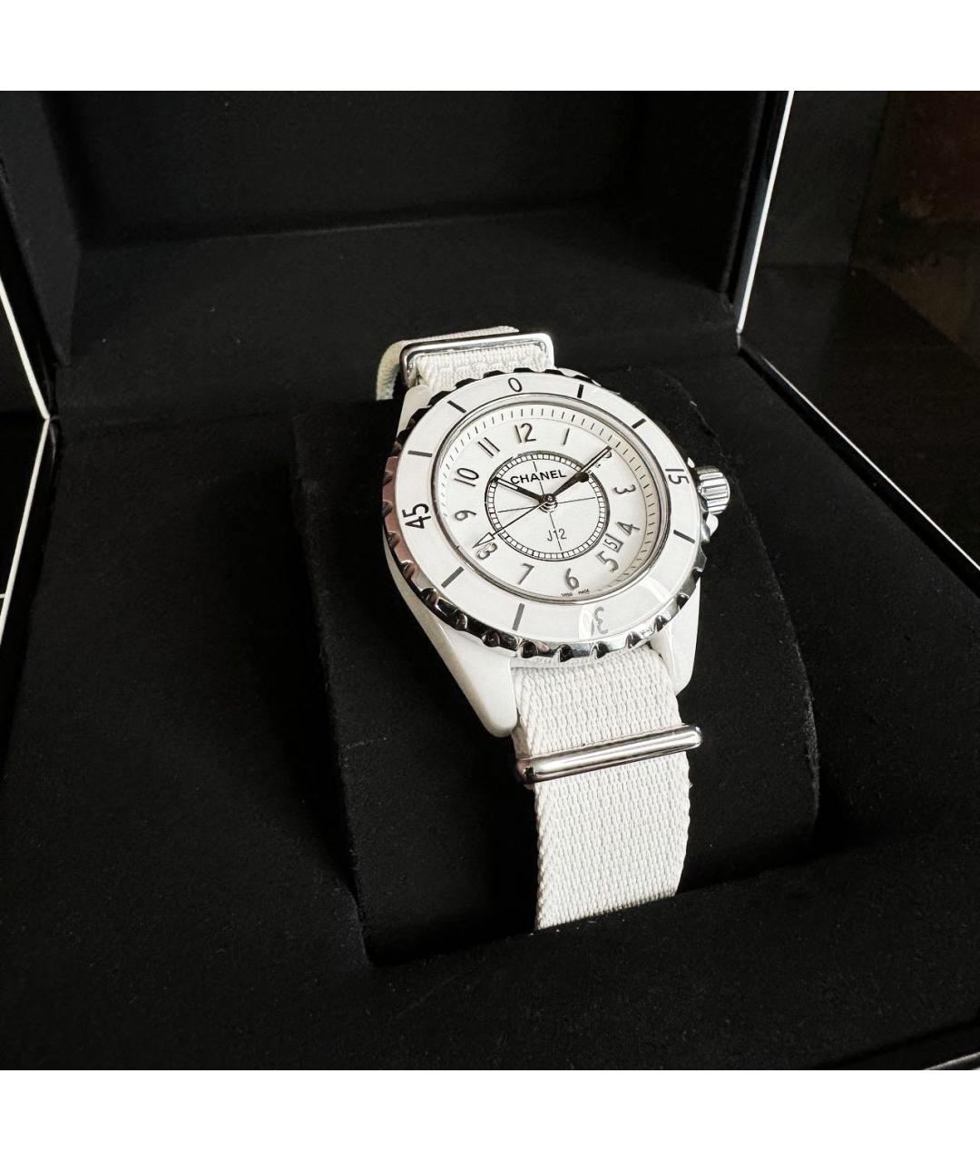 CHANEL PRE-OWNED Белые керамические часы, фото 4