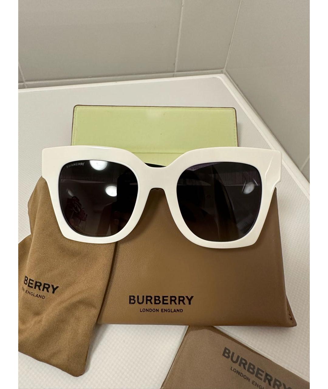 BURBERRY Белые пластиковые солнцезащитные очки, фото 6