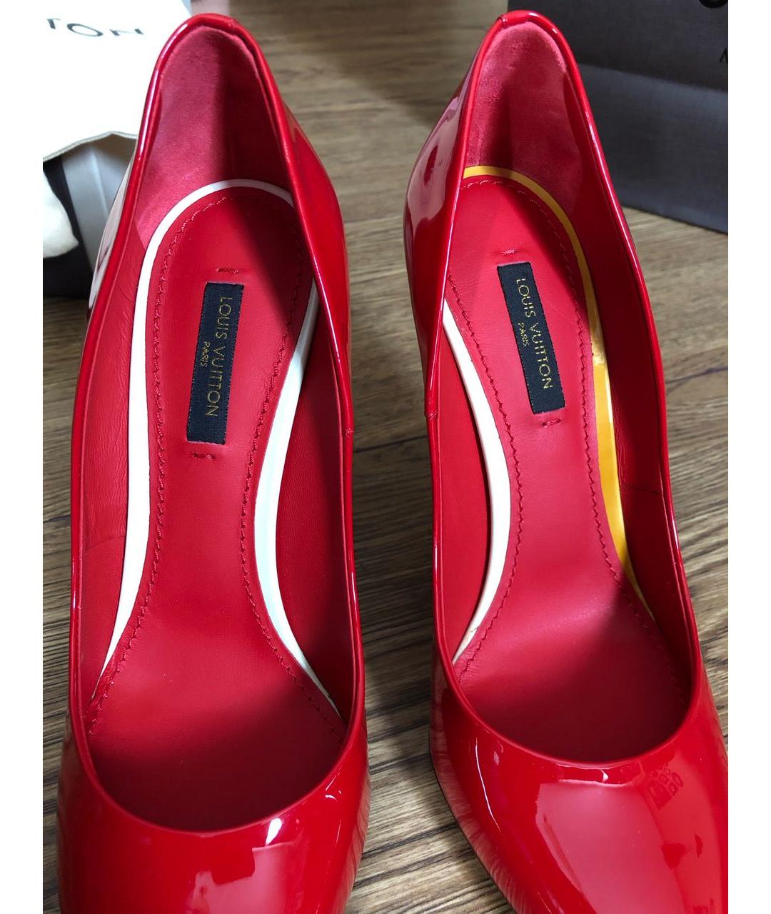 LOUIS VUITTON PRE-OWNED Красные туфли из лакированной кожи, фото 3