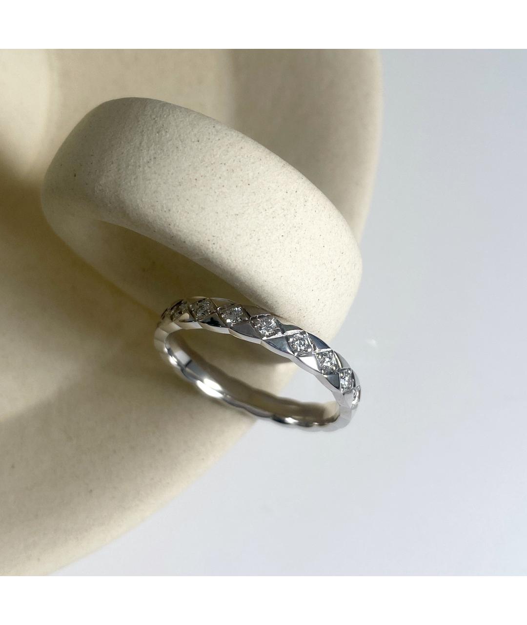 CHANEL PRE-OWNED Белое кольцо из белого золота, фото 2