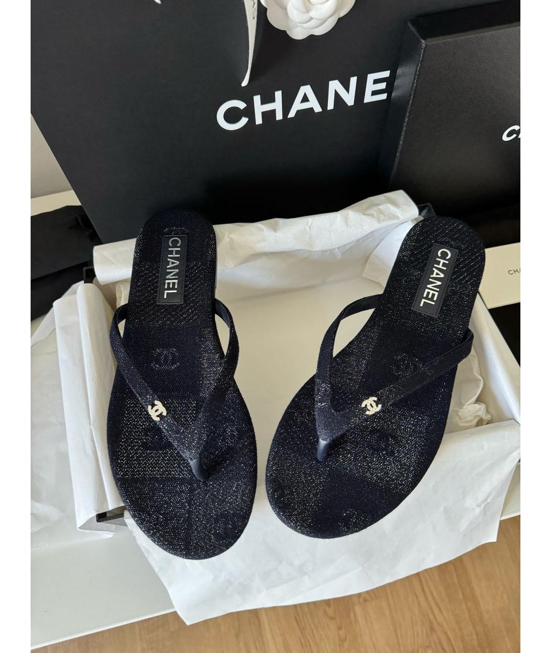 CHANEL PRE-OWNED Темно-синие текстильные шлепанцы, фото 2