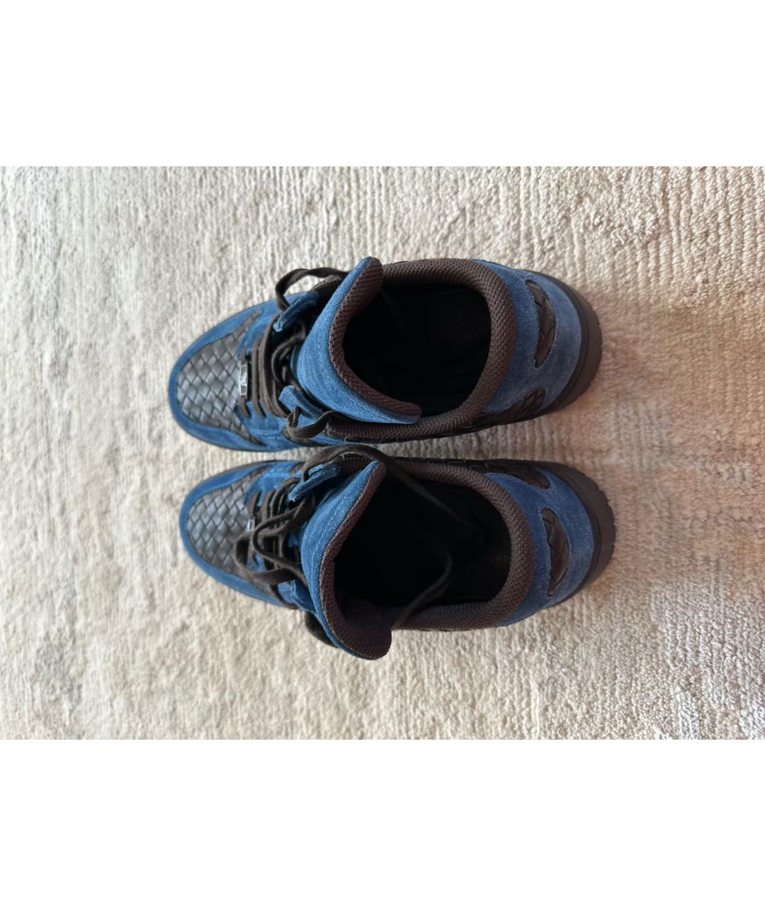 BOTTEGA VENETA Темно-синие замшевые низкие кроссовки / кеды, фото 3