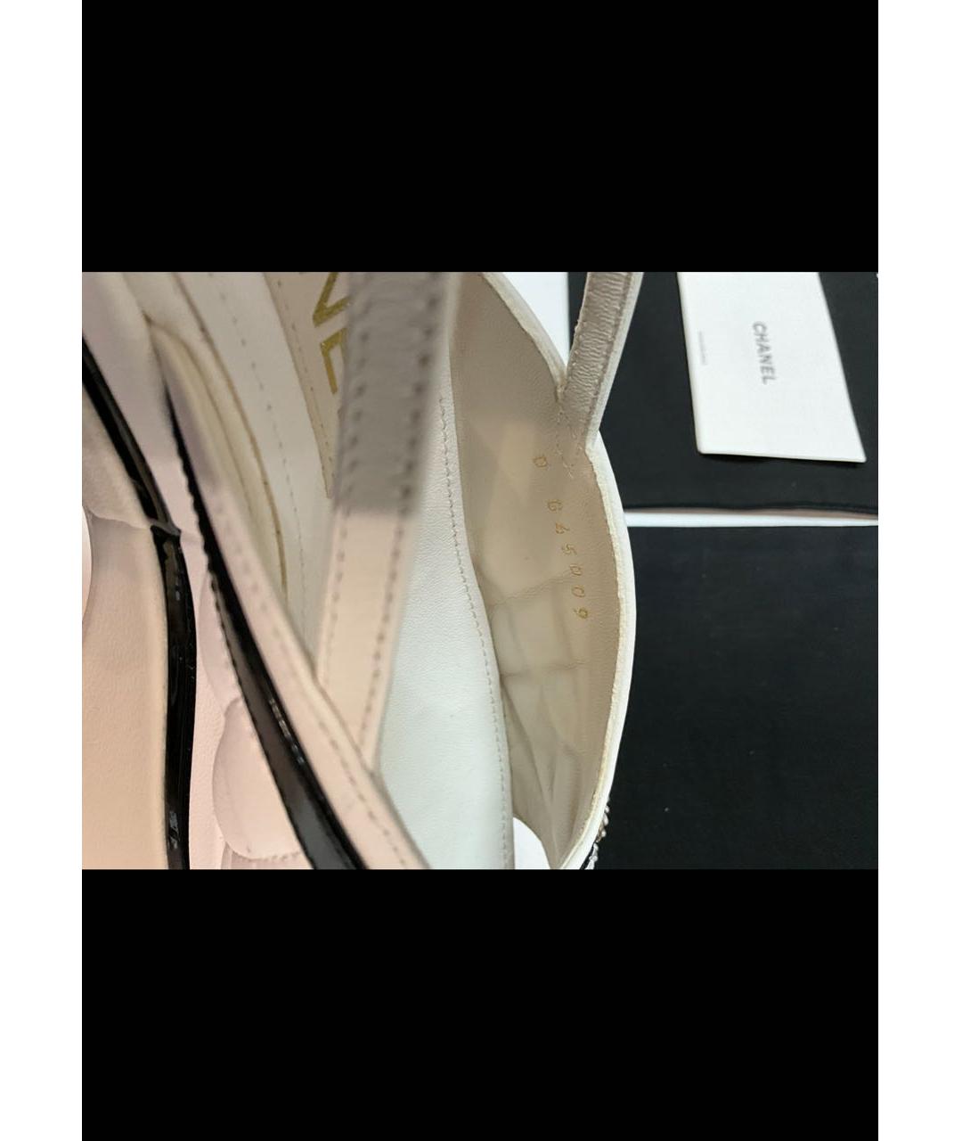CHANEL PRE-OWNED Белые кожаные босоножки, фото 4