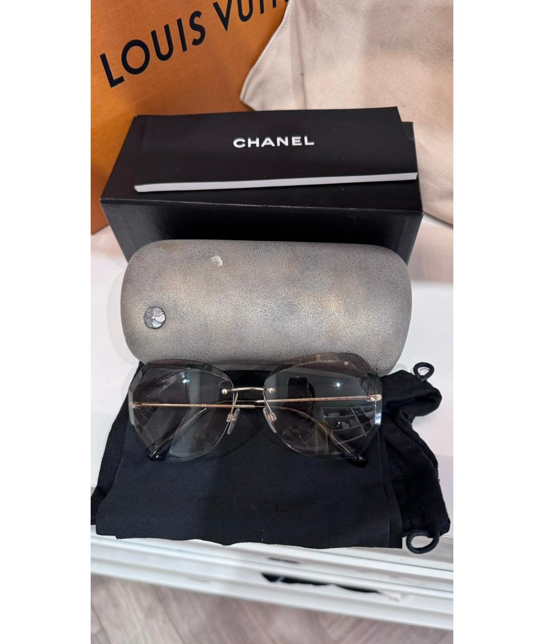 CHANEL PRE-OWNED Бежевые солнцезащитные очки, фото 2