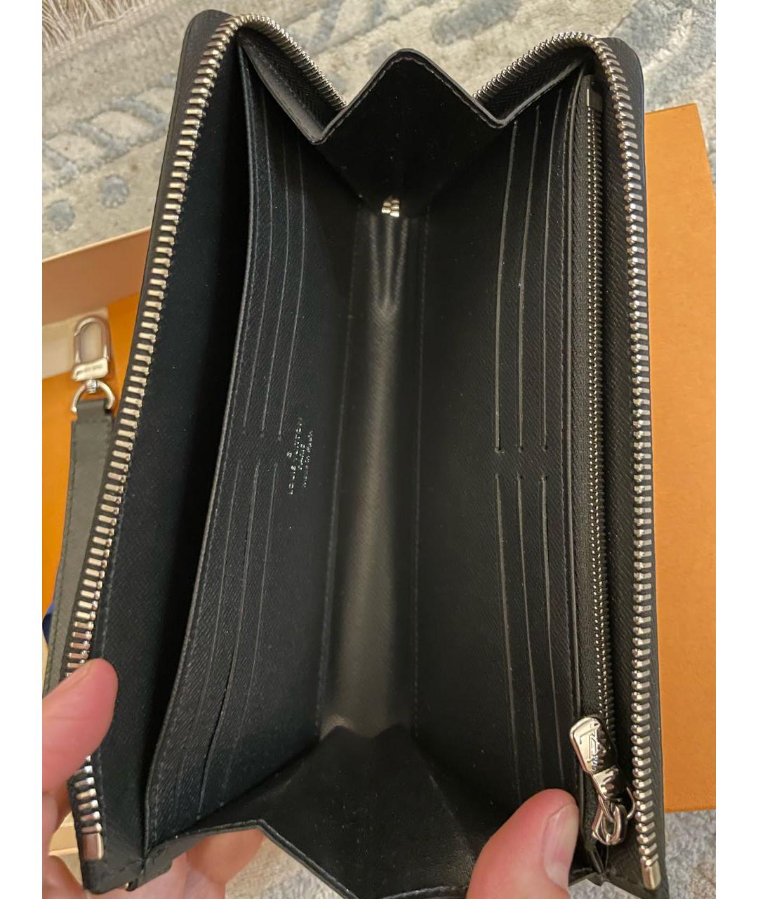 LOUIS VUITTON PRE-OWNED Черный кошелек из искусственной кожи, фото 3