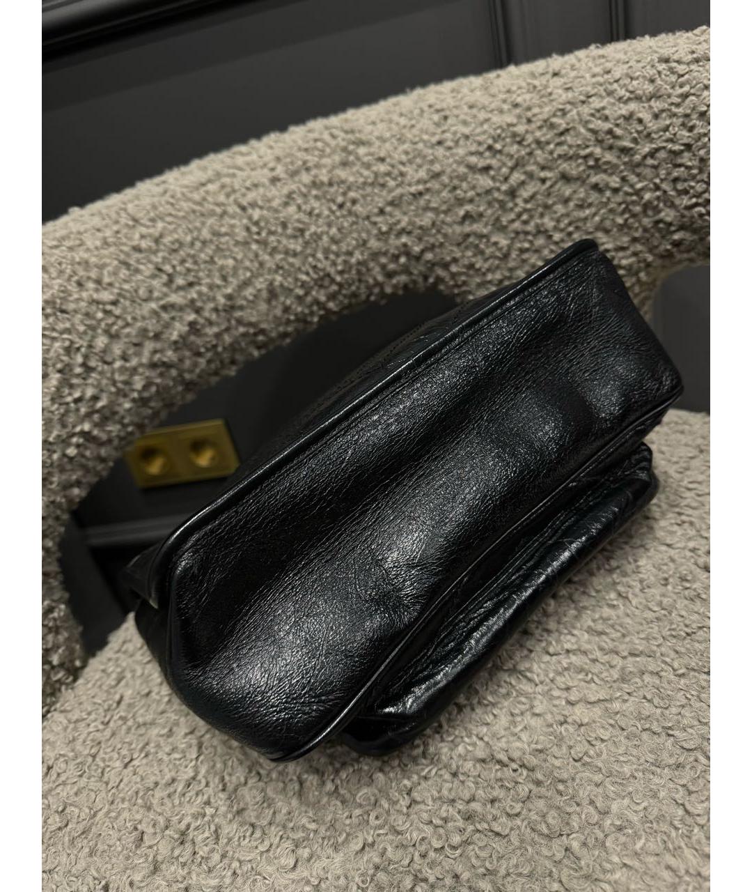 SAINT LAURENT Черная сумка через плечо из лакированной кожи, фото 8