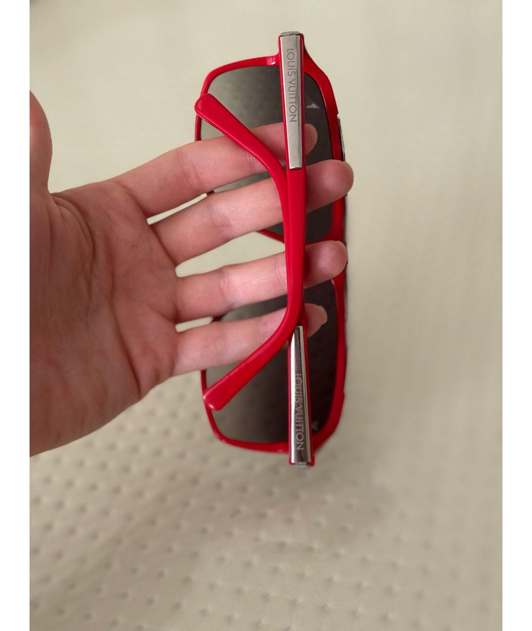 LOUIS VUITTON PRE-OWNED Красные пластиковые солнцезащитные очки, фото 6