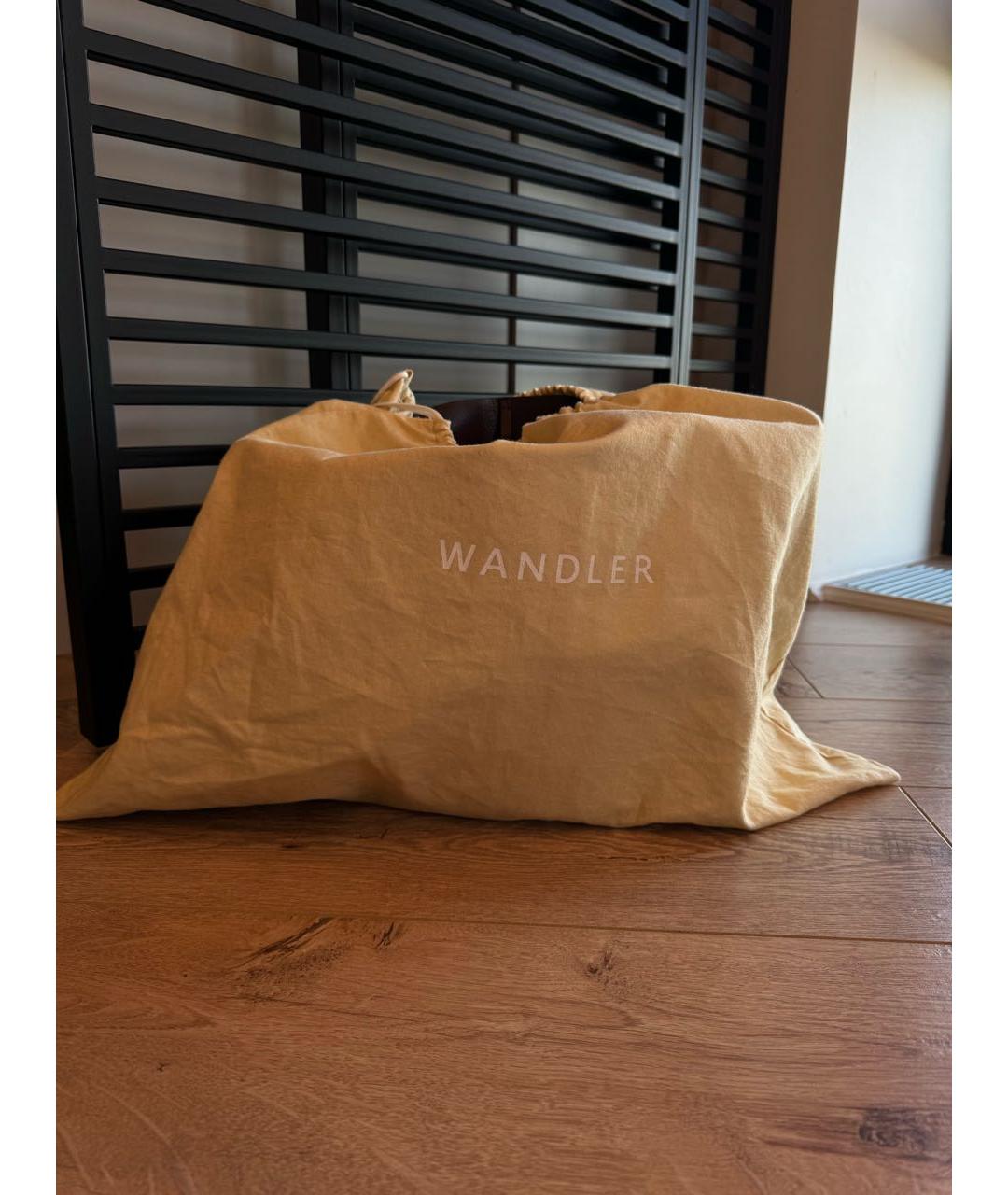 WANDLER Коричневая кожаная сумка тоут, фото 6