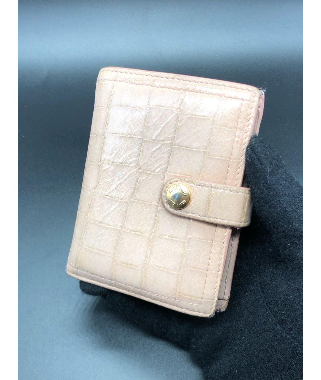 MIU MIU Розовый кожаный кошелек, фото 3