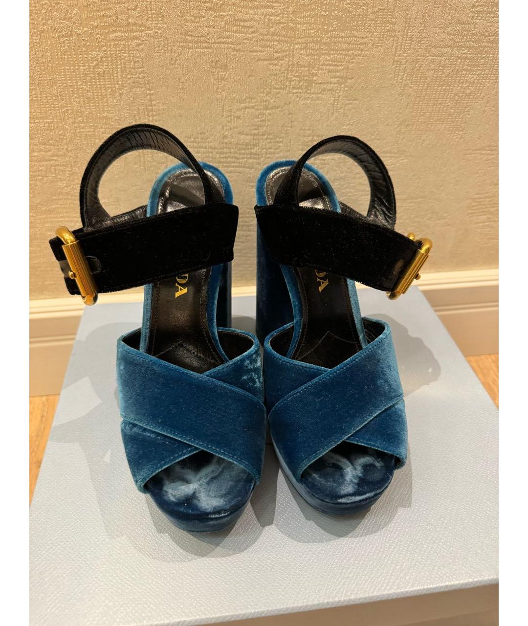 PRADA Синие бархатные босоножки, фото 2